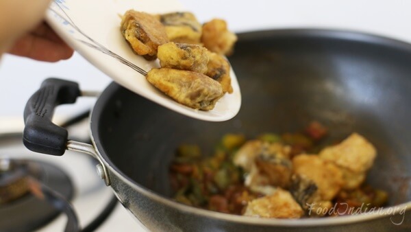 Cook Chilli Fish (4)