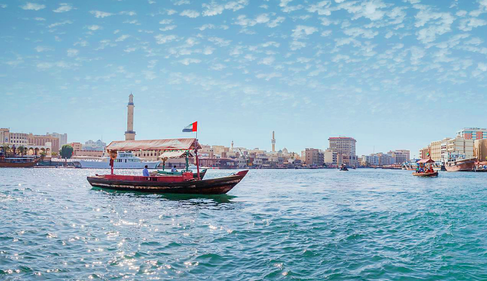 abra boat ride dubai