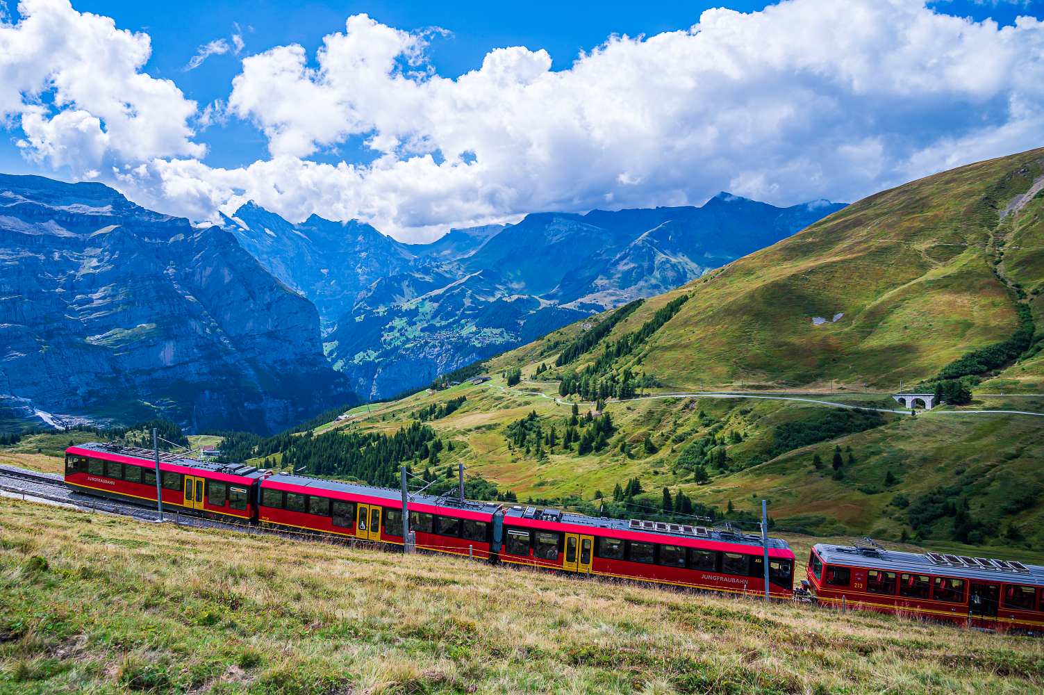 train-jungfraujoch